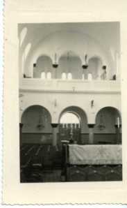 La synagogue de Aïn-Témouchent. Son père Isaac Chouraqui, président de la communauté, la fit construire.